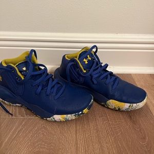 Under Armour Jett  21 boys basketball shoes